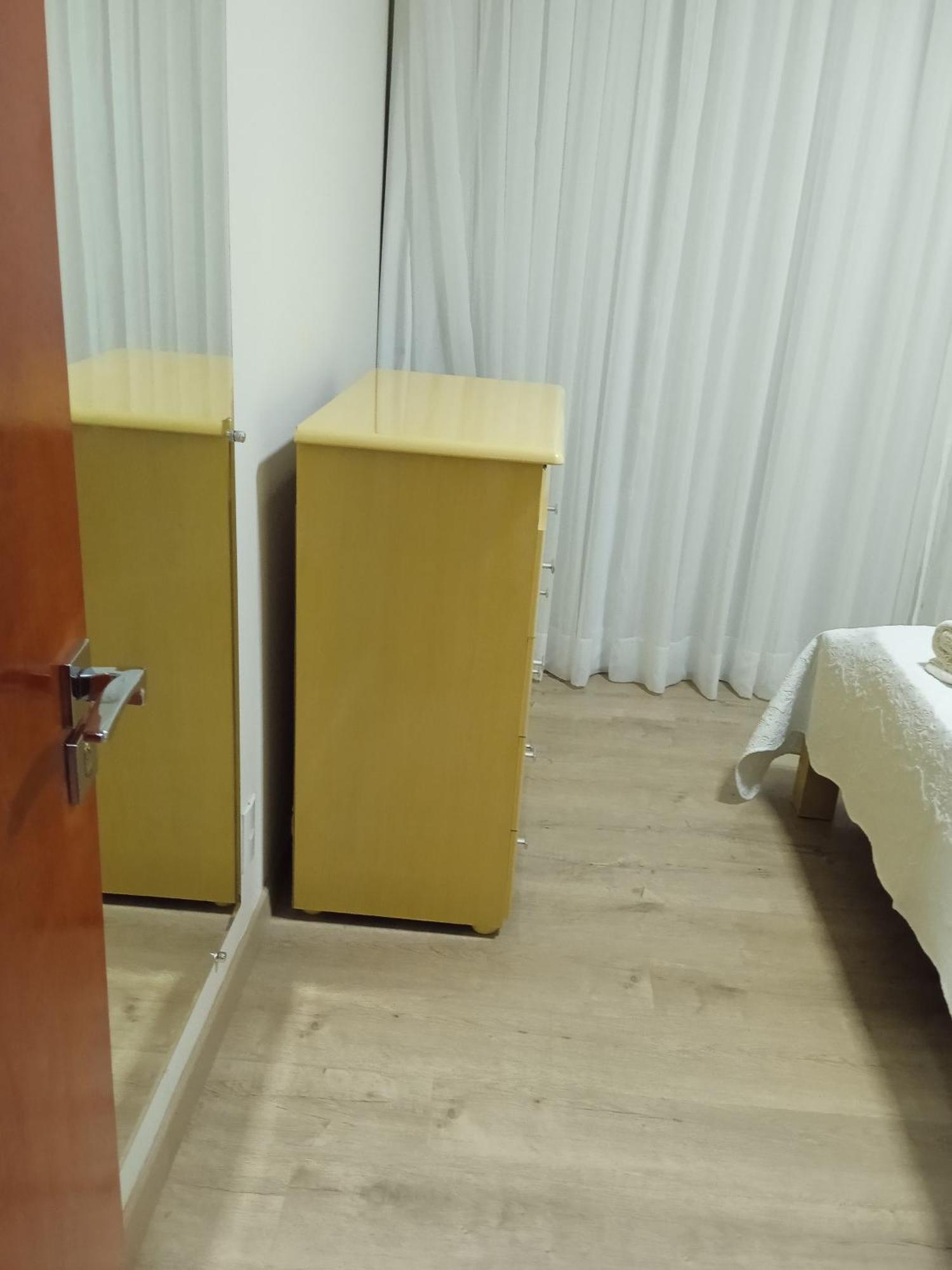 Casa Em Bairro Nobre, Valor Da Diaria Por Quarto Em Casa Compartilhada Apartment Lavras Bagian luar foto